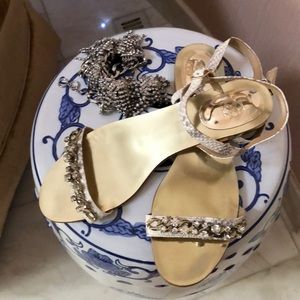 ANN TAYLOR TASMIN SANDAL